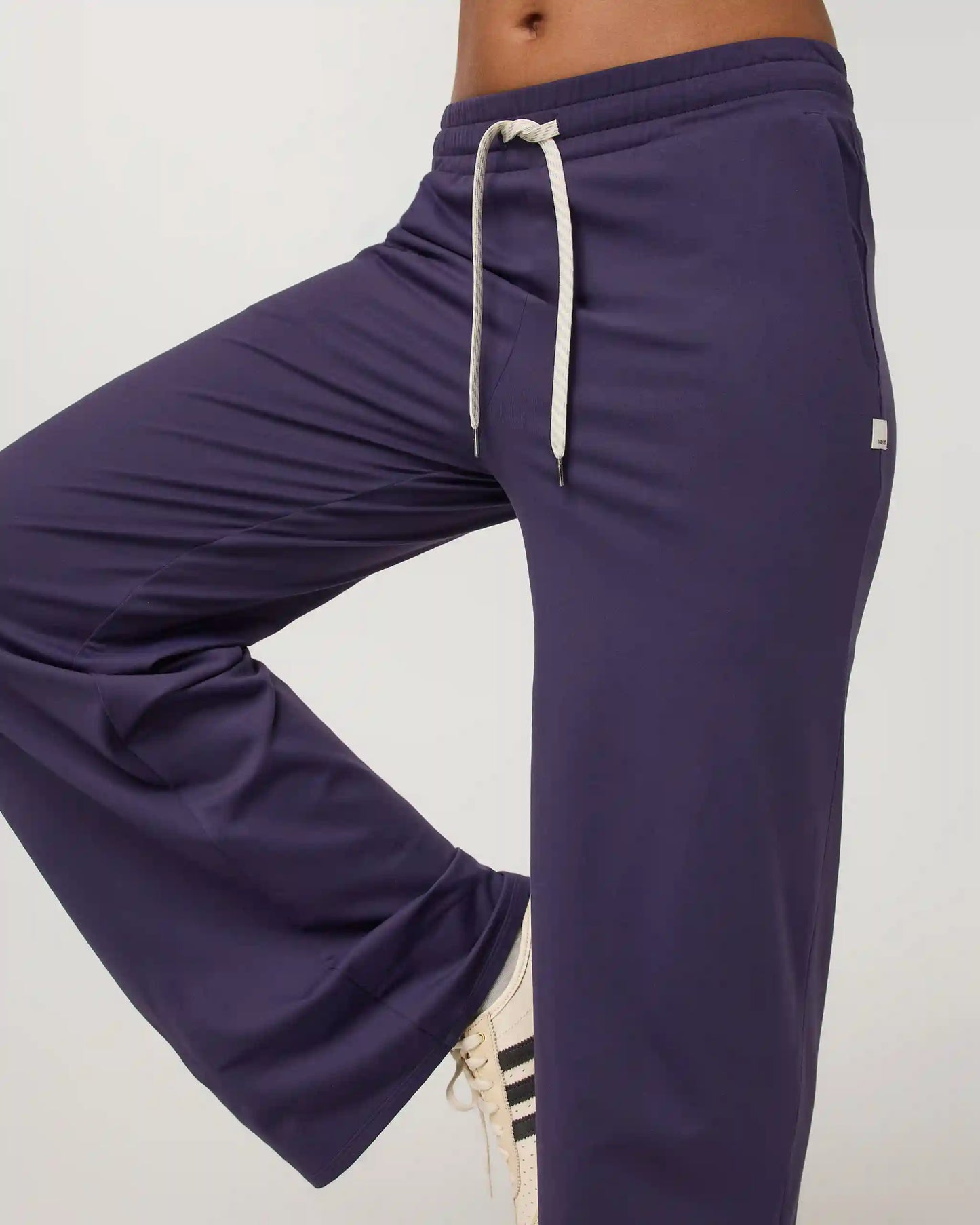Halo Essential Wideleg Pant | Velvet Violet