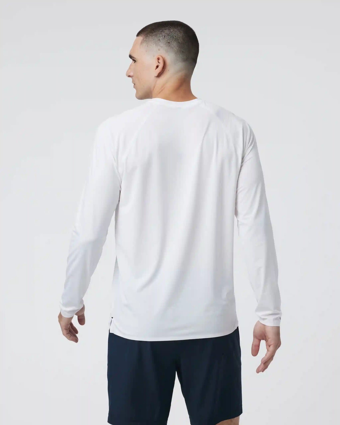 Long Sleeve Viewpoint Performance Tee | White