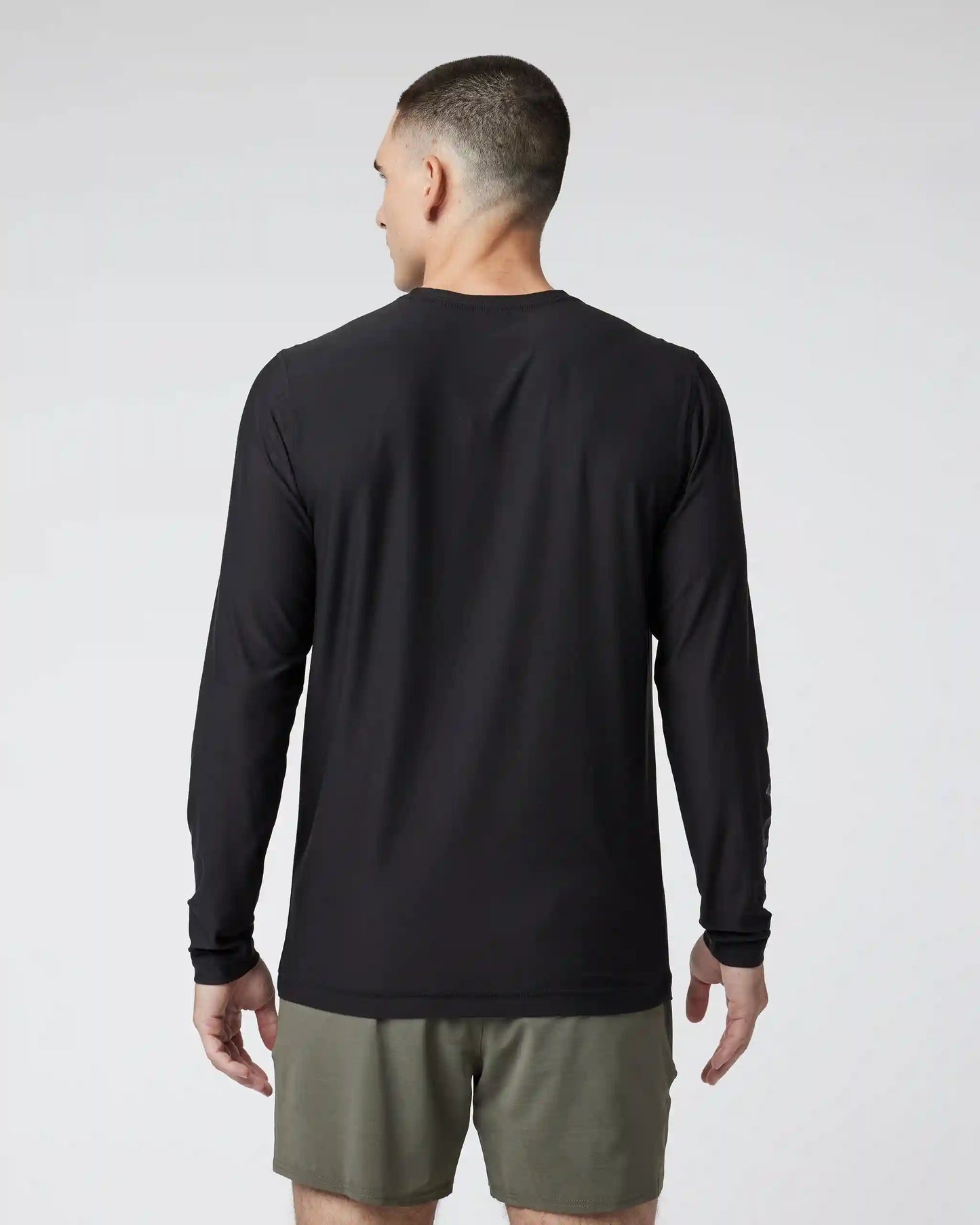 Long Sleeve Strato Graphic Tee | Black