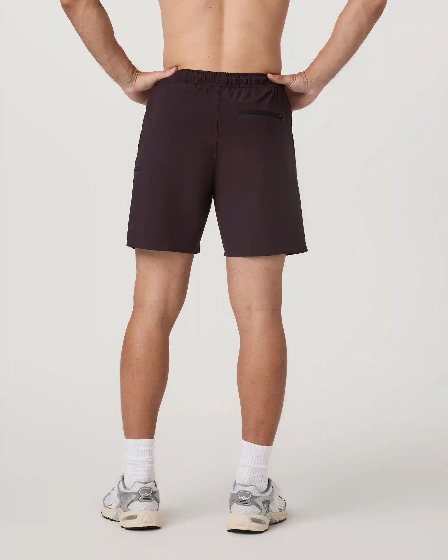 Grafton Short Lined 7" | Raisin