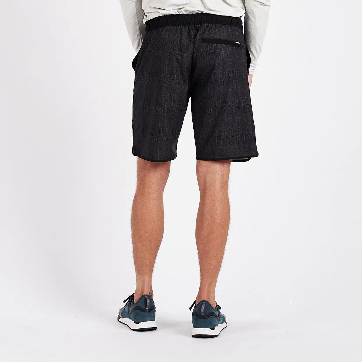 Banks Short Unlined 7" | Black Herringbone Texture