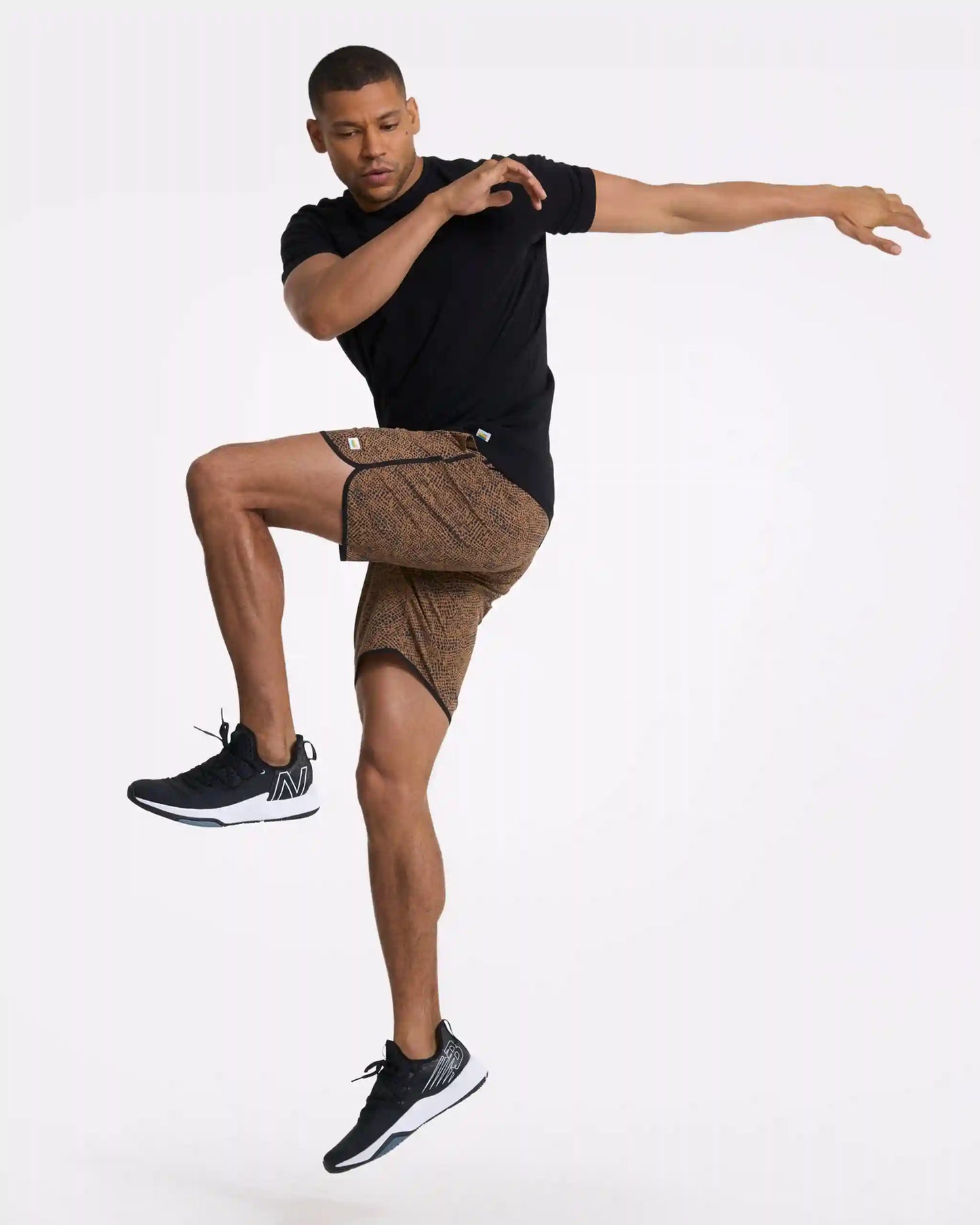 Banks Short Unlined 7" | Camel Lumen