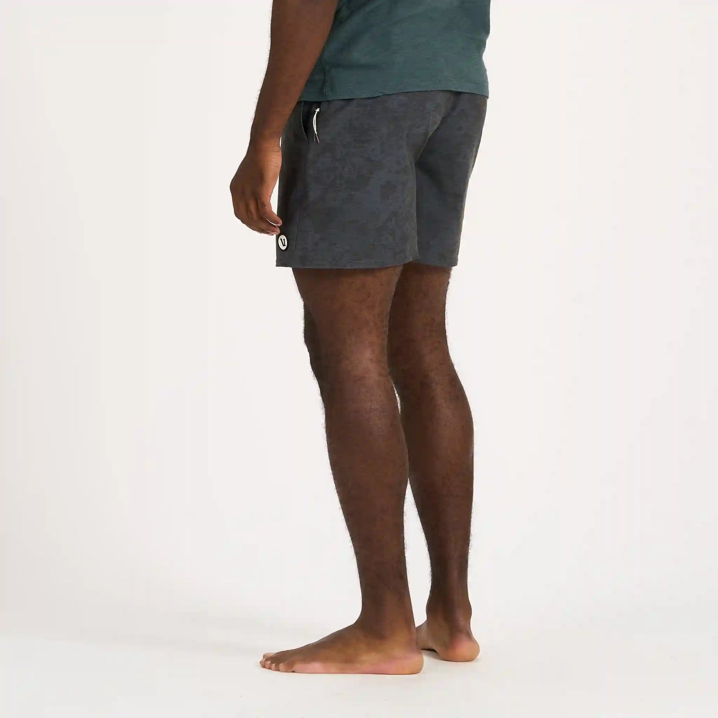 Cape Short | Black Camo Flower