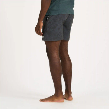 Cape Short | Black Camo Flower