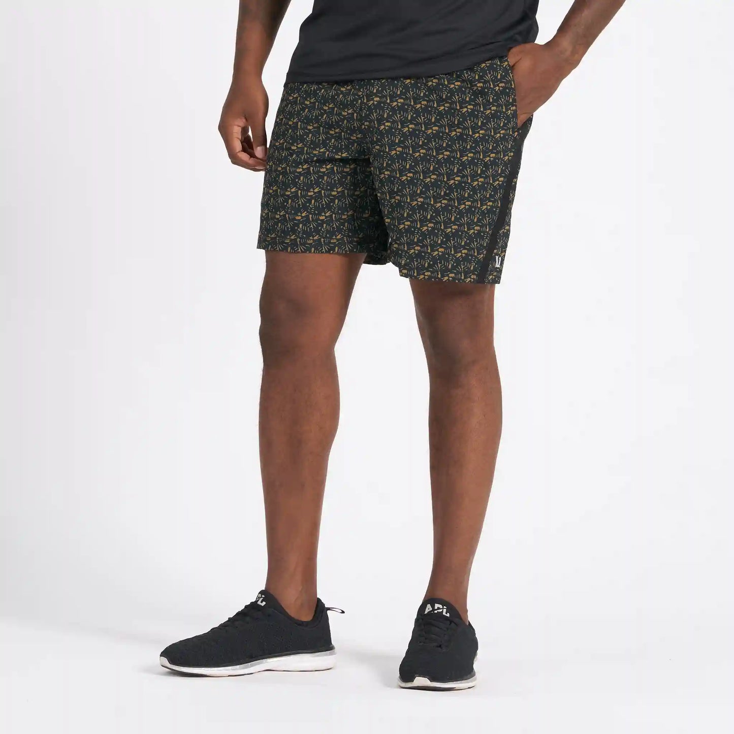 Draft Short | Black Woodblock