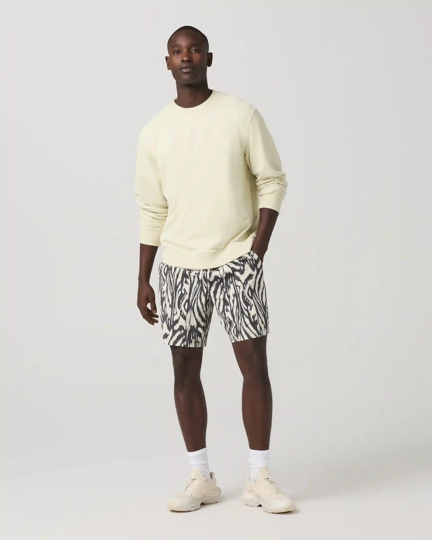 Kore Short Unlined 7" | Sandalwood Mirage