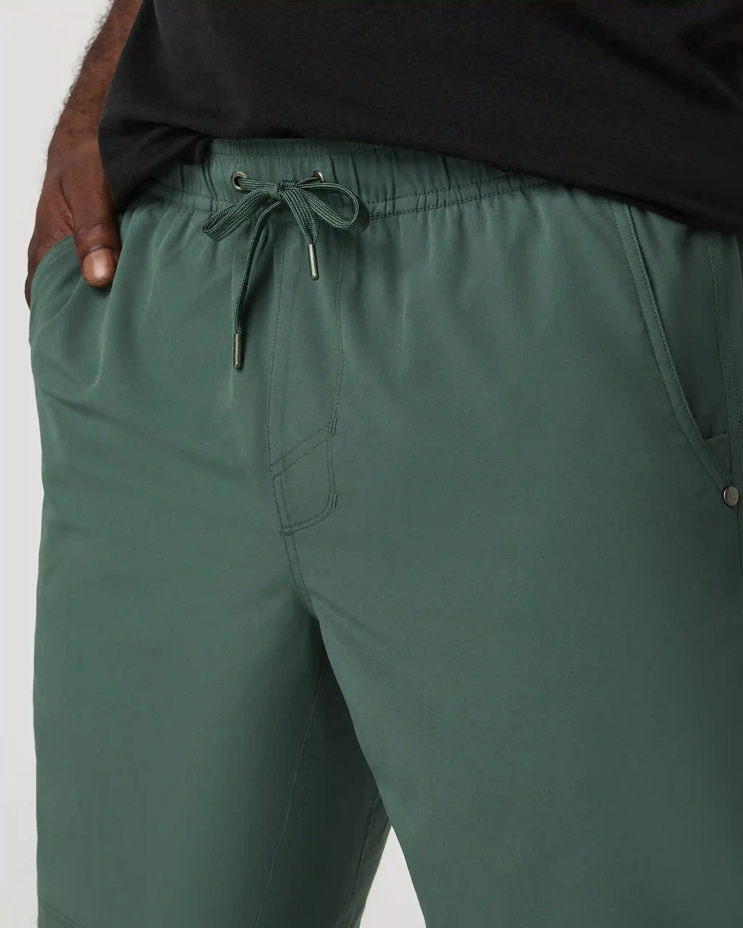 Kore Short Lined 9" | Agate Green Tonal