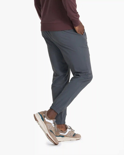 Fleet Jogger | Charcoal