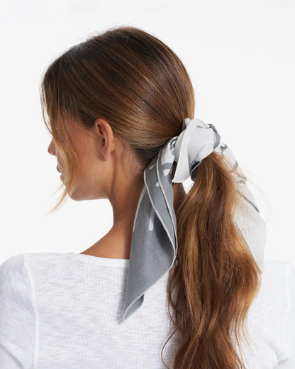 Happiness Bandana | Light Grey