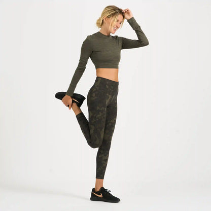 Long-Sleeve Lux Crop Tee | Oregano Heather