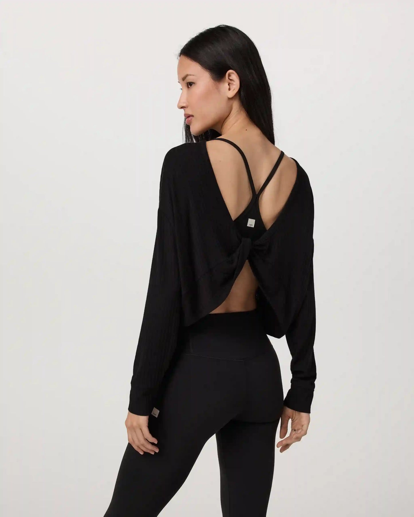 Long Sleeve Twist Top | Black