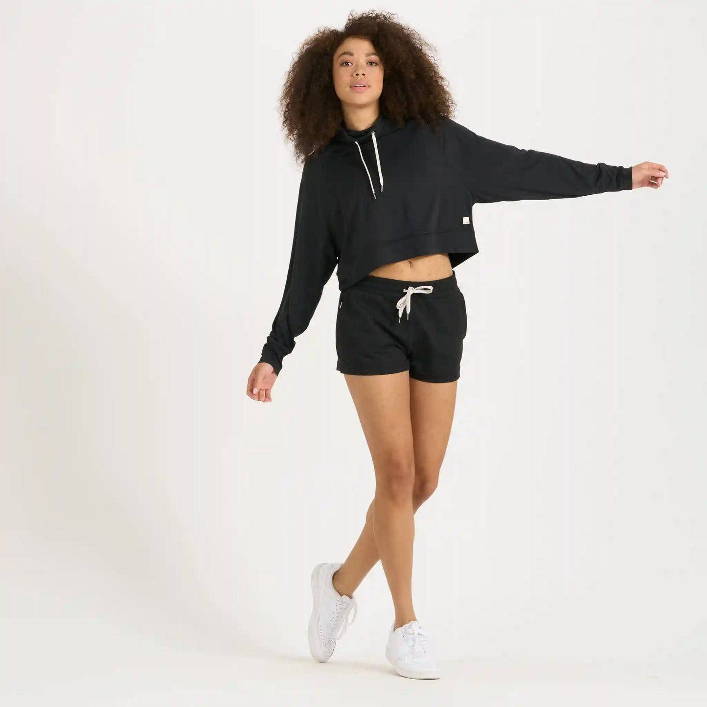 Halo Crop Funnel Neck | Black Heather