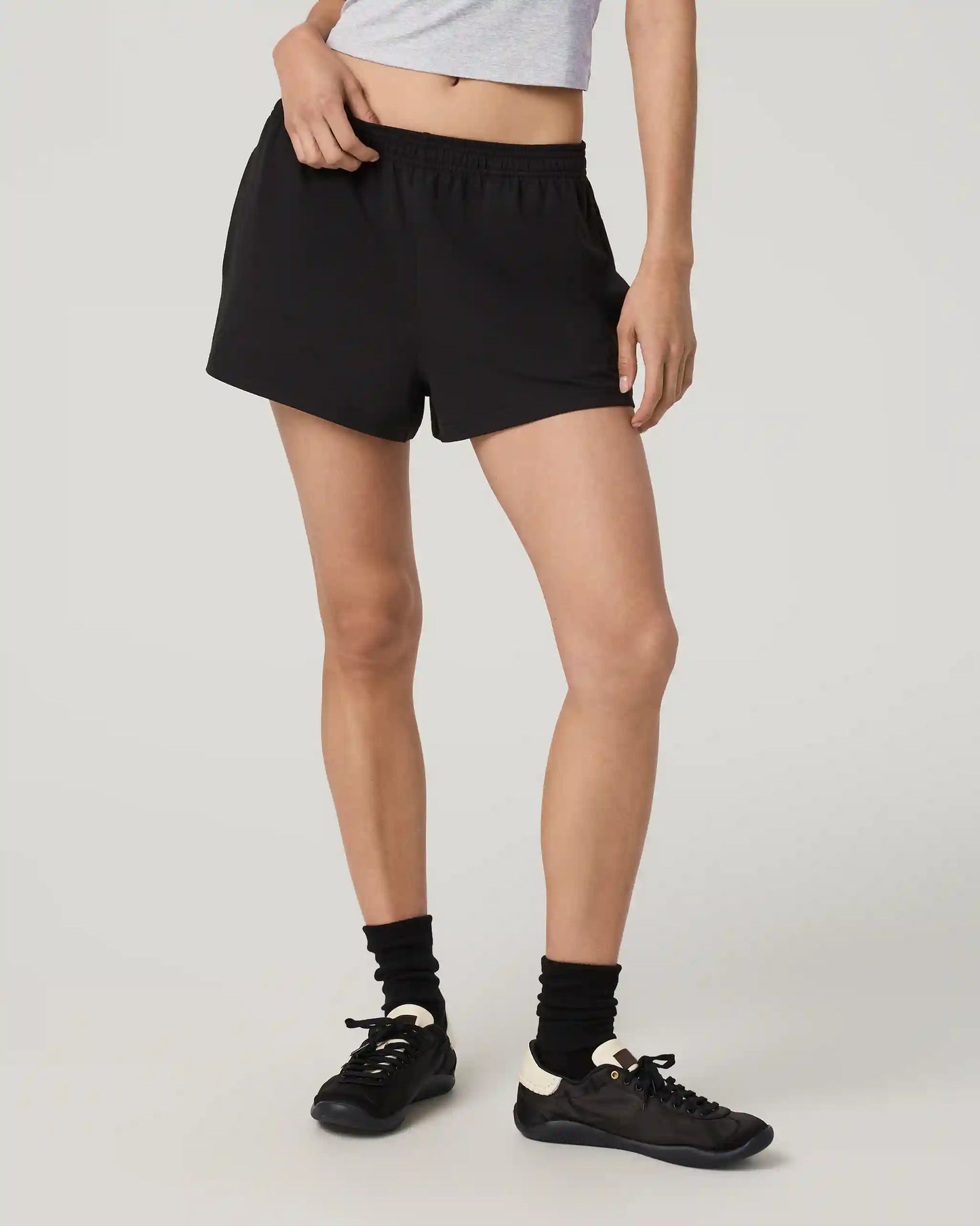 Halo Short | Solid Black