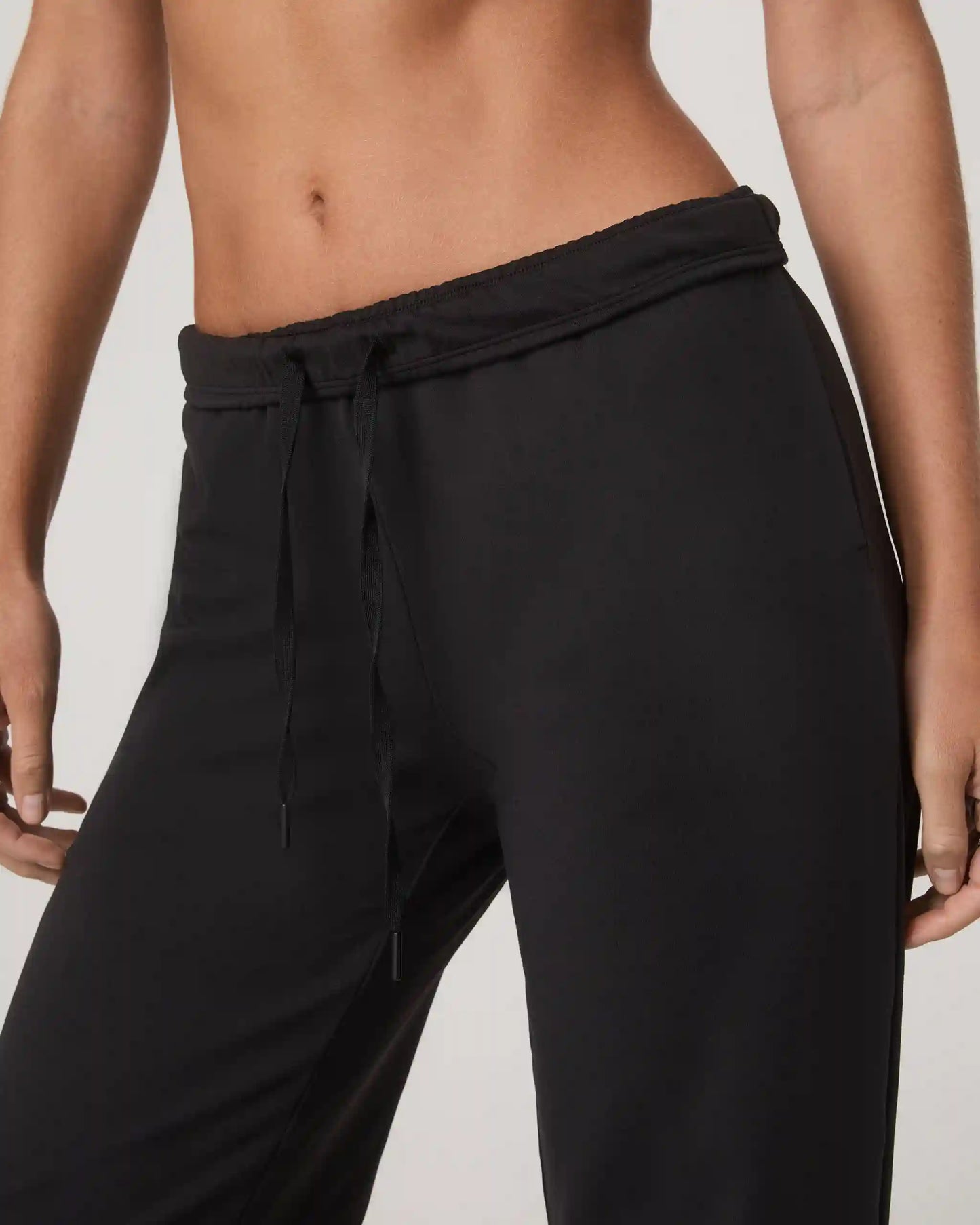 Halo Modern Straight Leg Pant | Solid Black