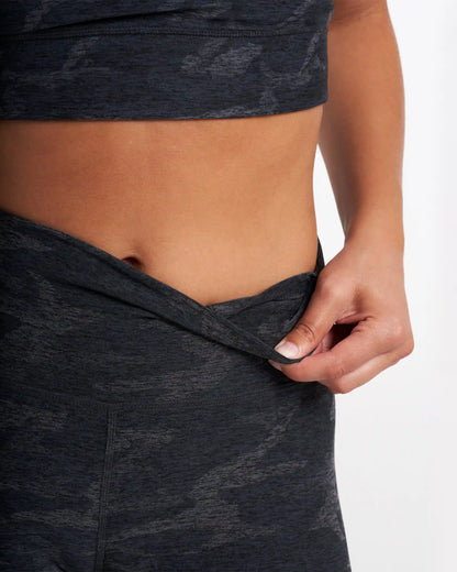 Clean Elevation Legging-Long | Black Camo