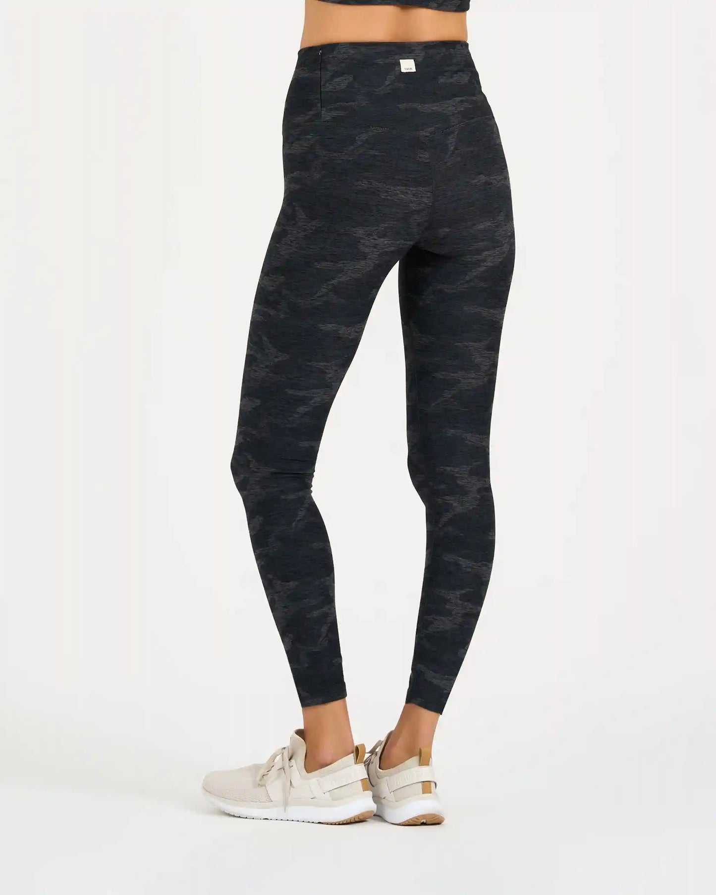 Clean Elevation Legging | Black Camo